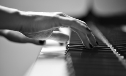 [매일신문] [최재수 기자의 클래식 산책] <45>늦가을 정취 물씬 배어 있는 라흐마니노프의 ‘피아노협주곡 …