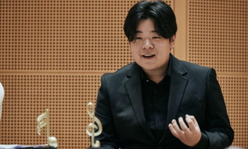[연합뉴스] '빨간 양말 첼리스트' 한재민 "무반주 첼로도 충분히 매력 있죠"